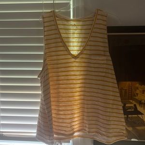 V-neck tank from Madewell. Size 3x.